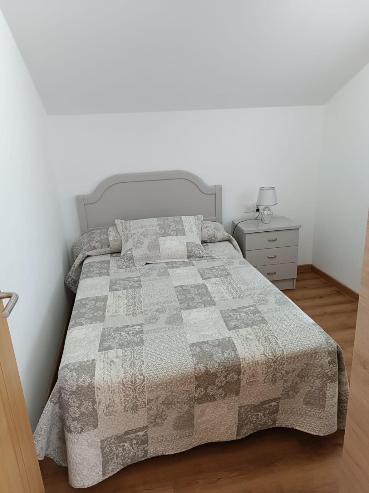 דירות Paderne Casa En San Pantaleon מראה חיצוני תמונה